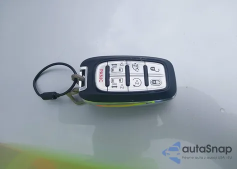 2023 Chrysler Voyager Lx из США, поврежденный, VIN 2C4RC1CG9PR525927